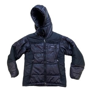 Patagonia Puffers for Women - Poshmark